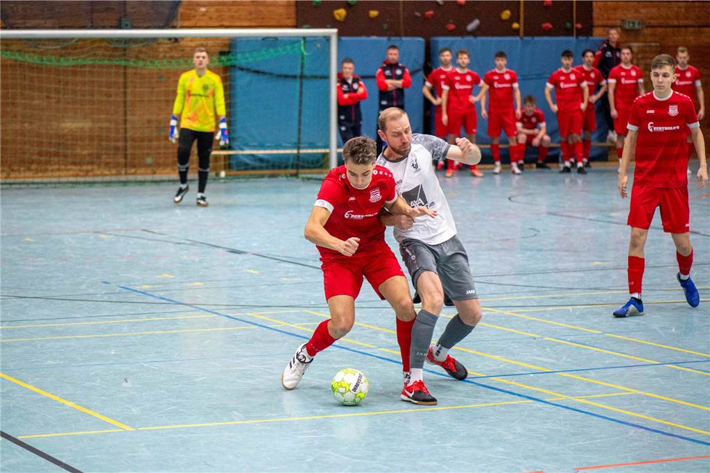 Hier gibt's die ersten Bilder von der Halterner Hallenfußball-Stadtmeisterschaft 2024.
