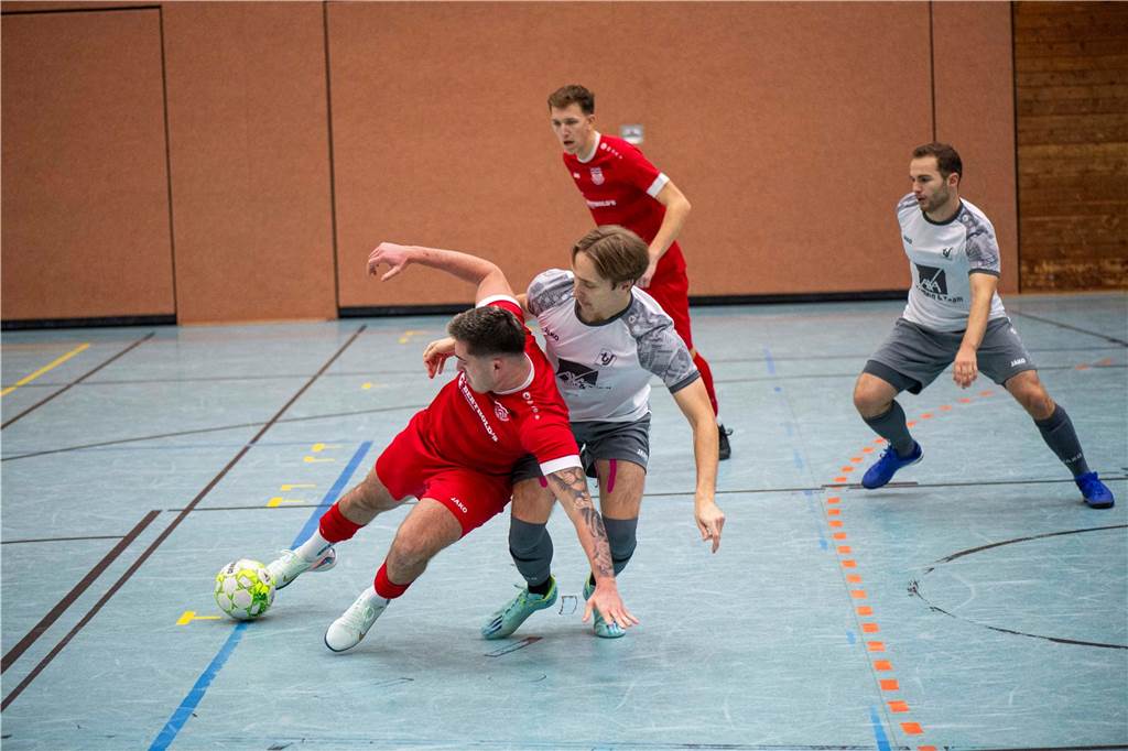 Hier gibt's die ersten Bilder von der Halterner Hallenfußball-Stadtmeisterschaft 2024.