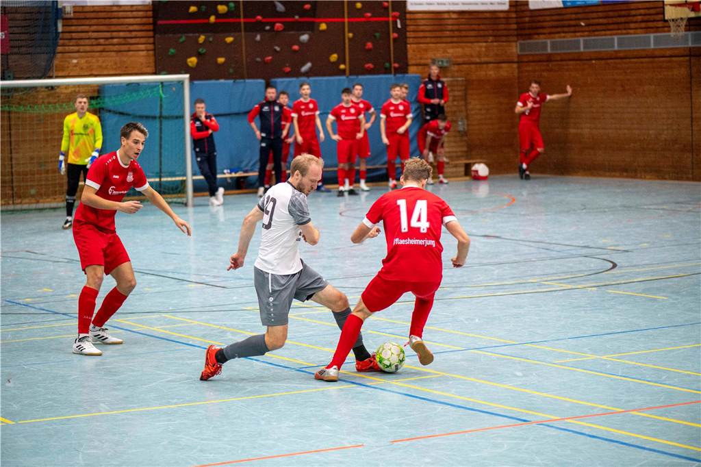 Hier gibt's die ersten Bilder von der Halterner Hallenfußball-Stadtmeisterschaft 2024.