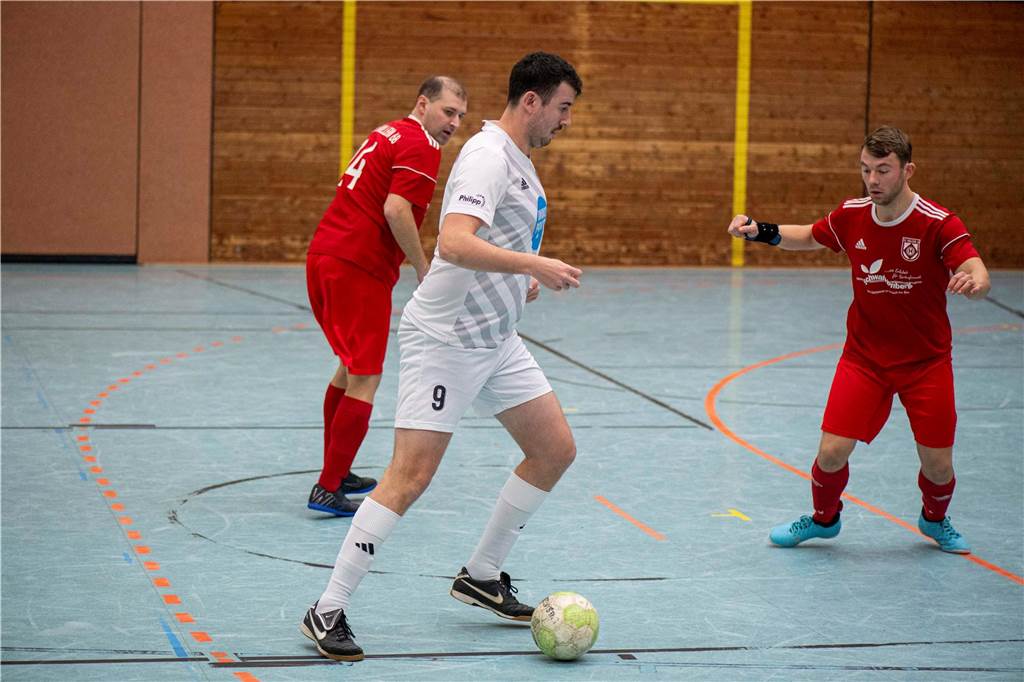 Hier gibt's die ersten Bilder von der Halterner Hallenfußball-Stadtmeisterschaft 2024.