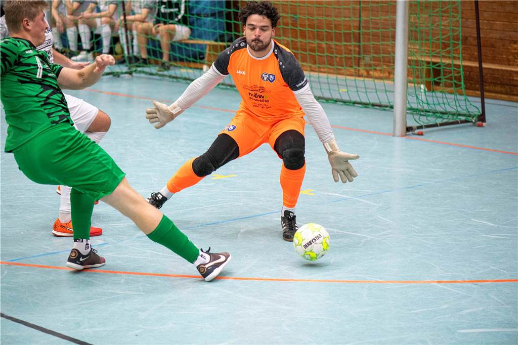 Hier gibt's die ersten Bilder von der Halterner Hallenfußball-Stadtmeisterschaft 2024.