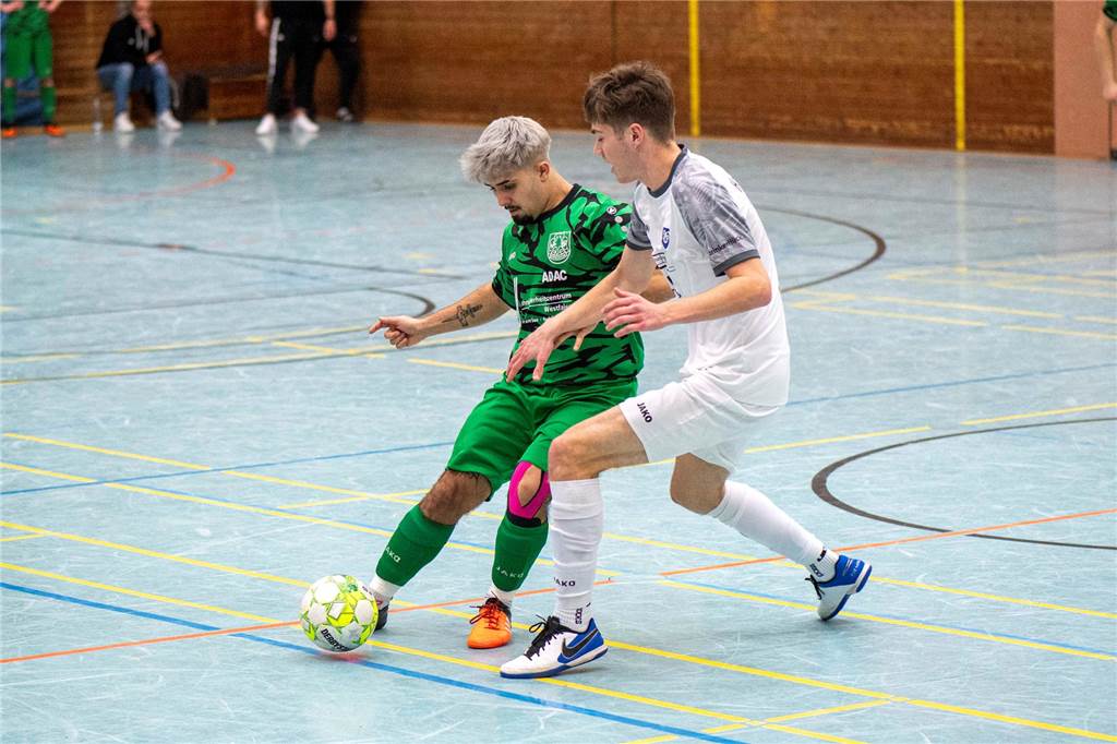Hier gibt's die ersten Bilder von der Halterner Hallenfußball-Stadtmeisterschaft 2024.