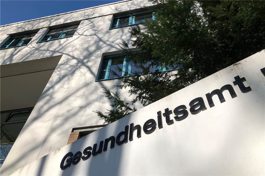 Manchmal weiß die Familie nichts vom Beruf der Prostituierten Hier, im Gesundheitsamt des Kreises Unna, finden die Beratungsgespräche für Prostituierte statt.