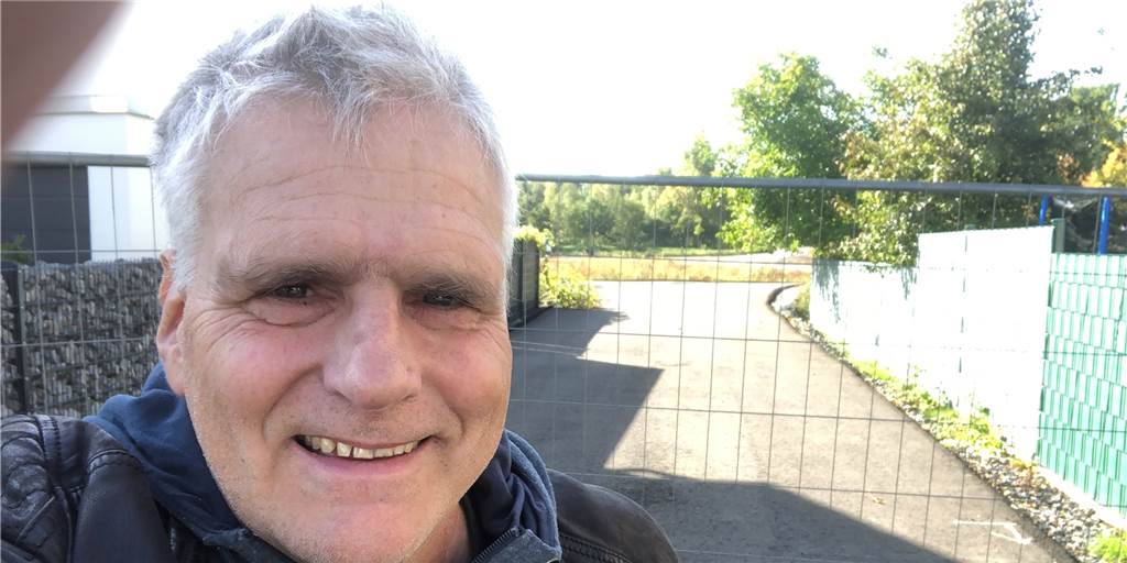 Hier, in der Verlängerung der Straße Am Heuningsfeld, entsteht die Erschließung des Baugebietes auf dem ehemaligen Bergstadion. Redakteur Andreas Schröter greift das Thema für die Kolumne Nordost-Geschichten auf