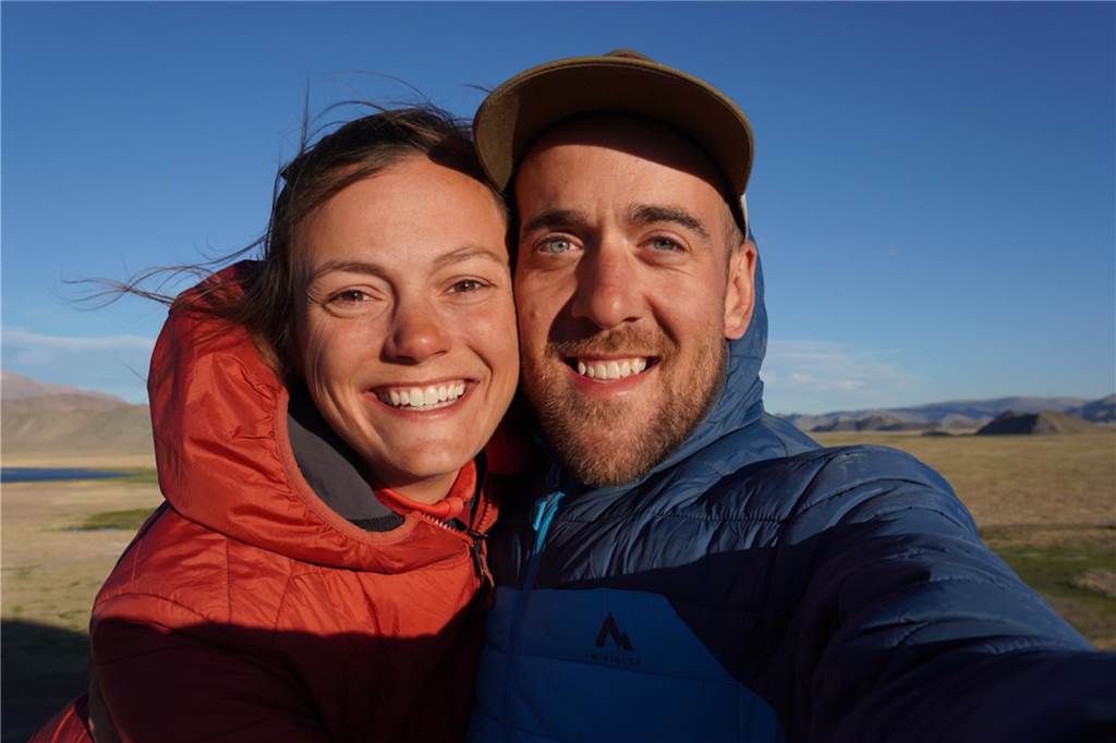 Hier sind Marielle Oberkandler und Henning Vengels in der Mongolei. Jetzt suchen sie hier eine Mietwohnung, was gar nicht so leicht ist.