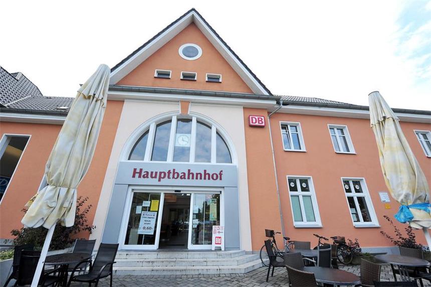 Anti-Islam-Demo muss am Lüner Bahnhof bleiben Hier treffen sich am Sonntag die NRW-Patrioten, um gegen Islamisierung und "Asylwahnsinn" zu demonstrieren.