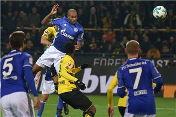 Hier trifft Naldo per Kopf beim legendären 4:4 in Dortmund im November 2017.