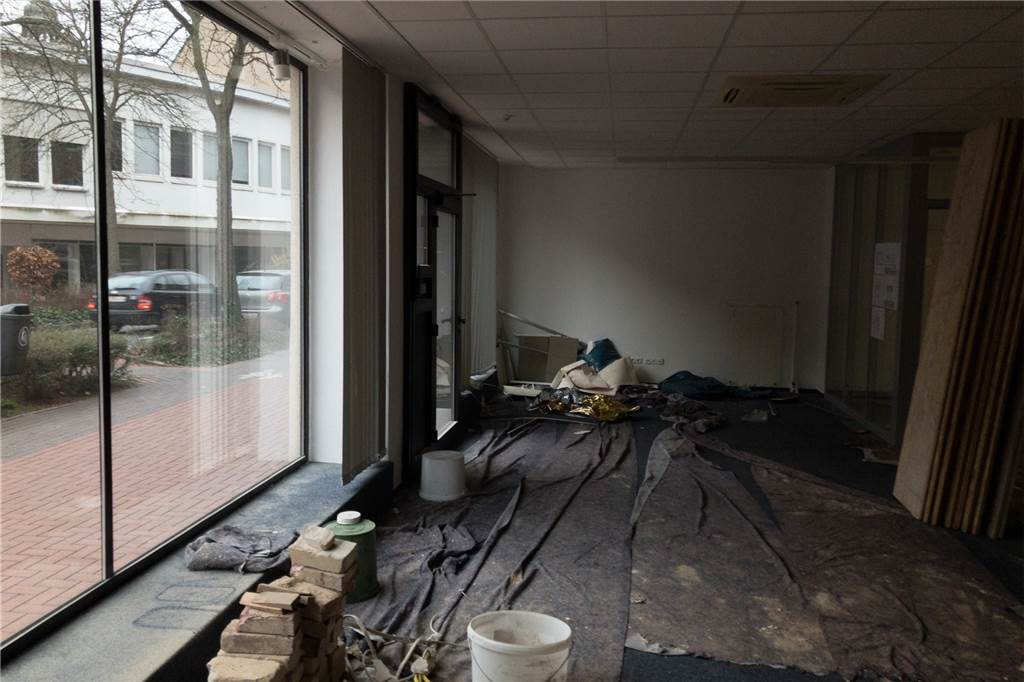 Mitten in der Castroper Altstadt entstehen vier neue Wohnungen Hier wird renoviert: Nah an den Menschen will die Pauluskirchengemeinde sein.