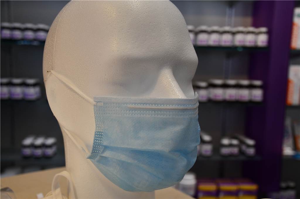 Maskenpflicht in NRW: Hier gibt es Schutzmasken in Nordkirchen Hierbei handelt es sich um die Einmalmaske.