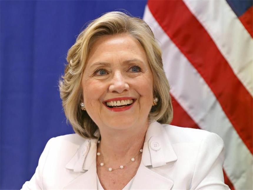 Clinton: Privater E-Mail-Server war ein «Fehler» Hillary Clinton über die E-Mail-Affäre: «Das war ein Fehler. Es tut mir leid. Ich übernehme die Verantwortung». Foto: Thais Llorca