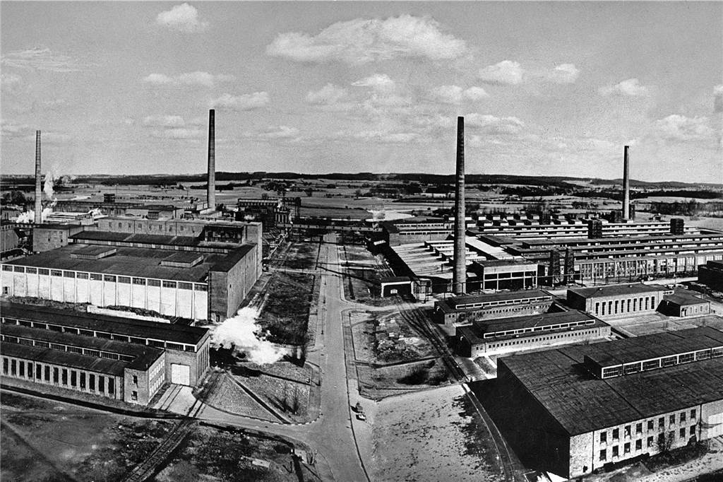 Geistviertel: Nicht alles ist vor Ort - aber das meiste ist schnell zu erreichen Historischer Blick auf das Lippewerk , das entscheidend zur Ansiedlung im Geistviertel beigetragen hat.