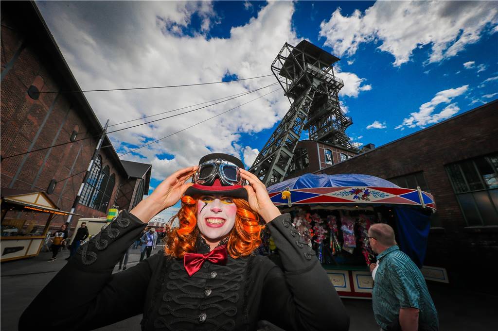 Osterkirmes-Bilanz weckt Vorfreude auf kommende Jahrmärkte Historisches Jahrmarkt-Vergnügen bietet das „Once upon a time“-Festival auf dem Gelände der Zeche Zollern.