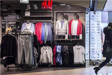 H&M hat mit Gewinneinbußen zu kämpfen. Foto: Maja Hitij/Archiv