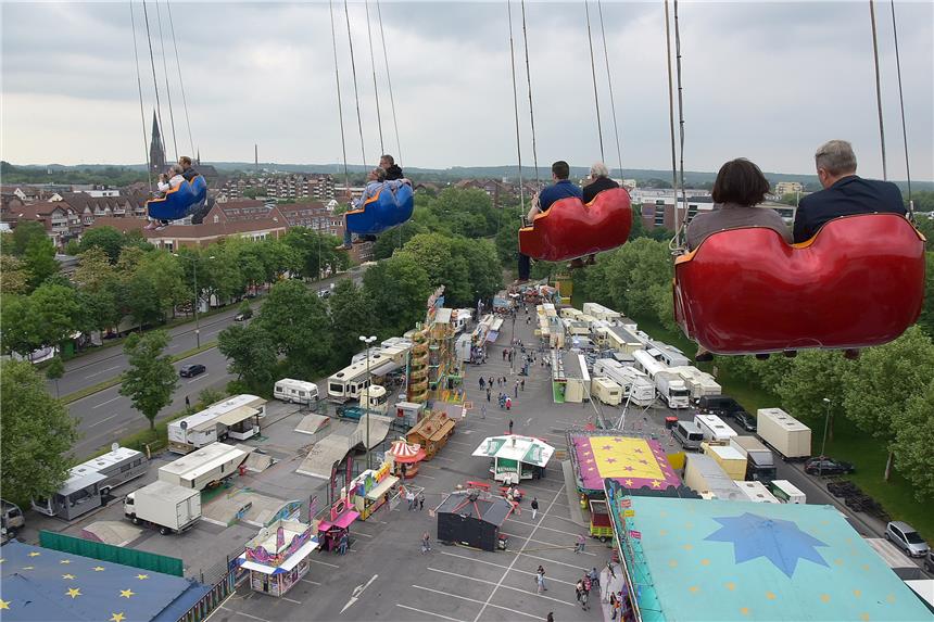Hoch hinaus geht es auf der diesjährigen Himmelfahrtskirmes.