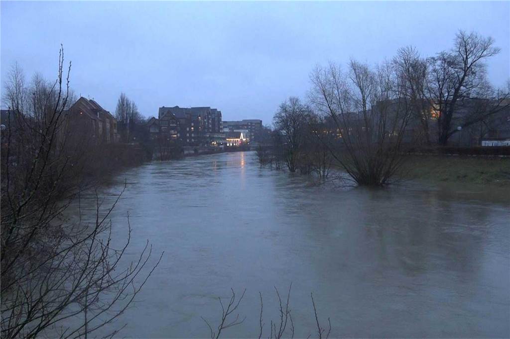 Hochwasser an der Lippe in der Lüner Innenstadt