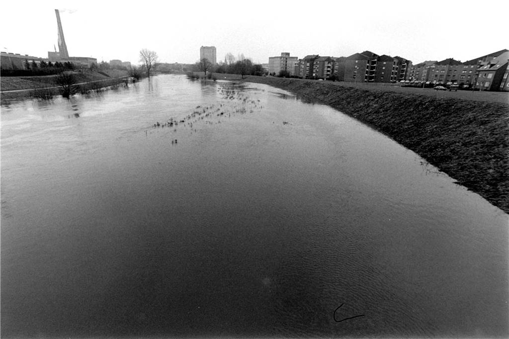 Hochwasser an der Lippe in Höhe der Marie-Juchacz-Straße