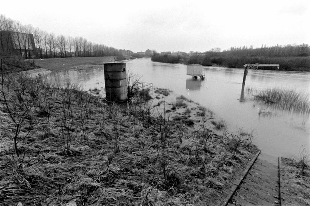 Hochwasser an der Lippe nahe des Zuflusses der Seseke