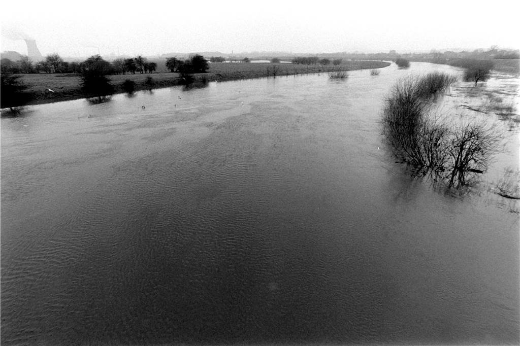 Hochwasser an der Lippe westlich der Konrad-Adenauer-Straße