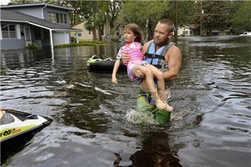 Hochwasser in der amerikanischen Stadt Jacksonville – auch hier hat "Irma" sichtbare Spuren hinterlassen.