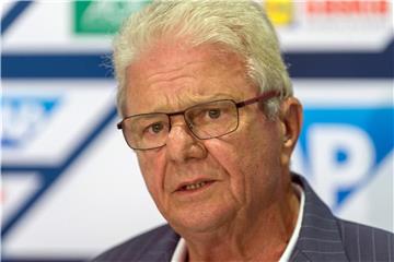 Hoffenheim-Mäzen Dietmar Hopp lobt das faire Verhalten von Julian Nagelsmann. Foto: Daniel Maurer