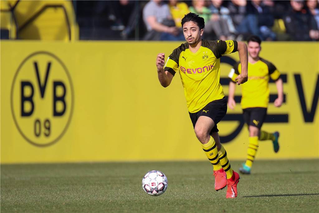BVB-Nachwuchskoordinator Ricken: Moukoko wird Sahin nicht als jüngsten Spieler ablösen Hoffnungsvolles Talent in der BVB-U19: Immanuel Pherai.