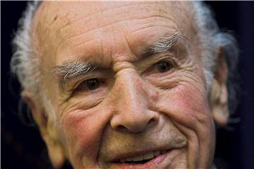Hofmann schrieb ein Buch über „LSD - mein Sorgenkind“. Er war tief traurig über den Missbrauch, der seine Wunderdroge in Verruch gebracht hatte. Foto: epa Keystone Straub/KEYSTONE/EPA