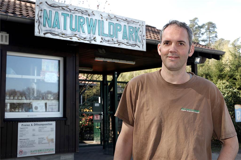 Haltern ist Wolfsterritorium - Jos de Bruin: „Die Anerkennung kommt zu spät“ Holger Beckmann betreibt den Naturwildpark Granat.