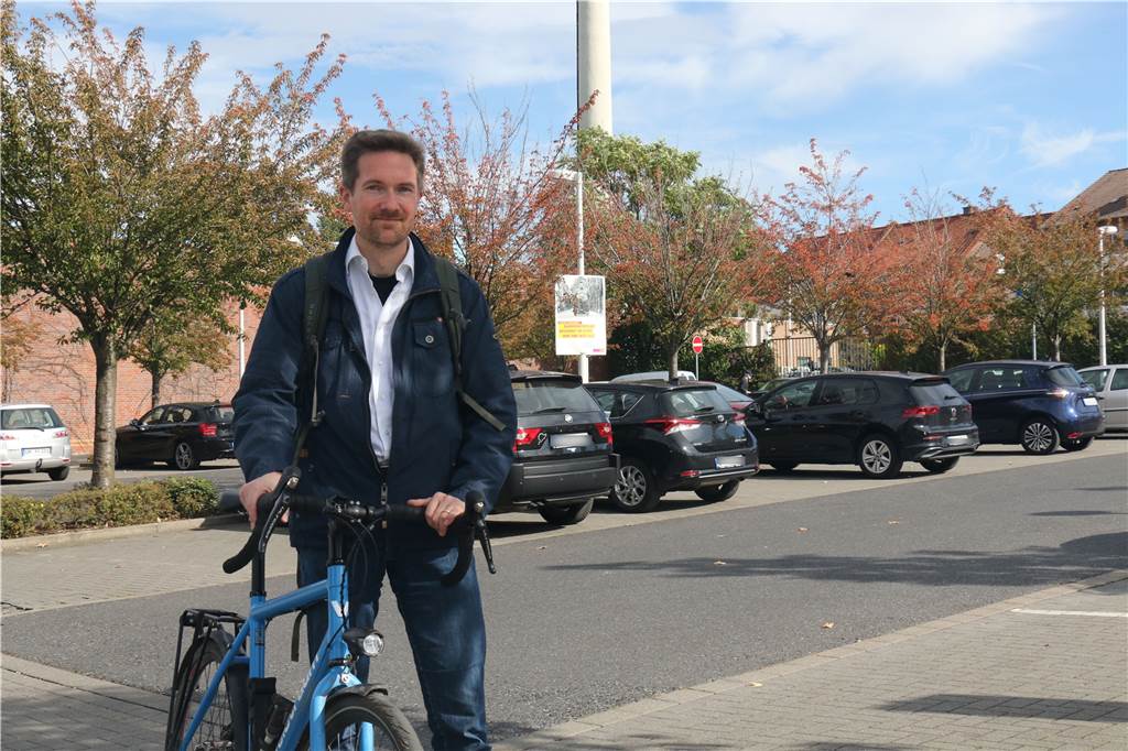 Rad-Experte: „Werne hat großes Potenzial für Radverkehr, aber zu viele marode Wege“ Holger Bergemann hat konkrete Ideen für einen Mobilitätstag im kommenden Jahr in Werne. Auf dem Parkplatz am Stadthaus etwa könnte ein Lastenrad-Rennen stattfinden.