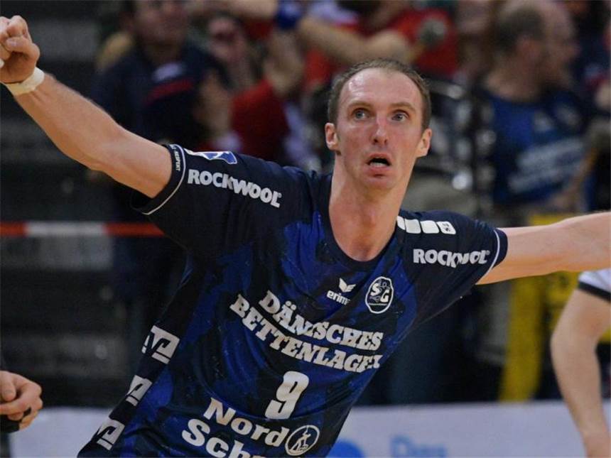 Flensburg-Handewitt verteidigt Spitze Holger Glandorf erzielte acht Treffer für die SG Flensburg-Handewitt. Foto: Axel Heimken
