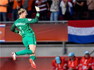 Hollands Torfrau Sari van Veenendaal freut sich auf das EM-Finale. Foto: Mike Egerton