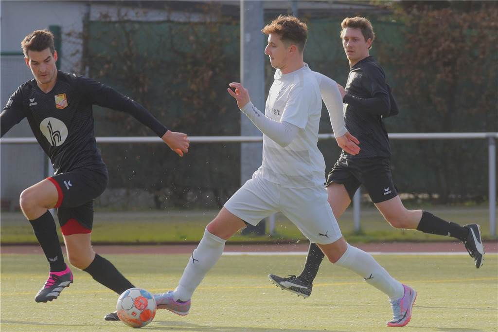 Holzpfosten Schwerte 05 hat gegen die DJK SG Bösperde mit 0:2 verloren.