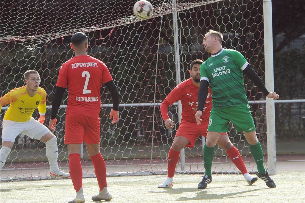 Holzpfosten Schwerte hat gegen die Sportfreunde Sümmern mit 0:4 verloren.