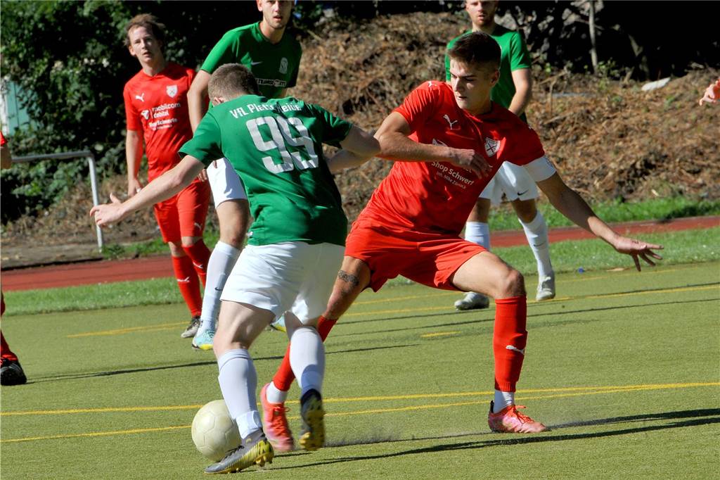 Holzpfosten Schwerte - VfL Platte Heide