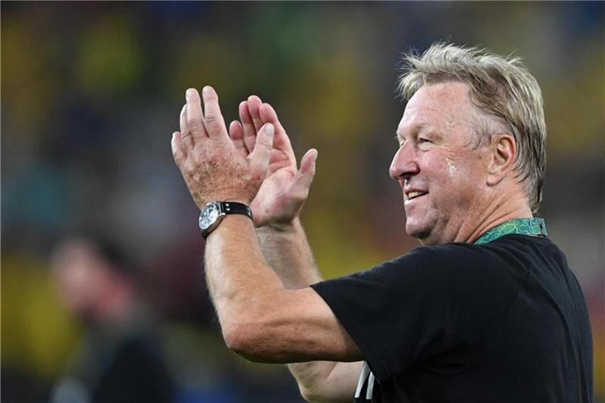 Kapitel Hrubesch beginnt: DFB-Frauen trainieren in Leipzig Horst Hrubesch trainiert jetzt die DFB-Frauen. Foto: Soeren Stache