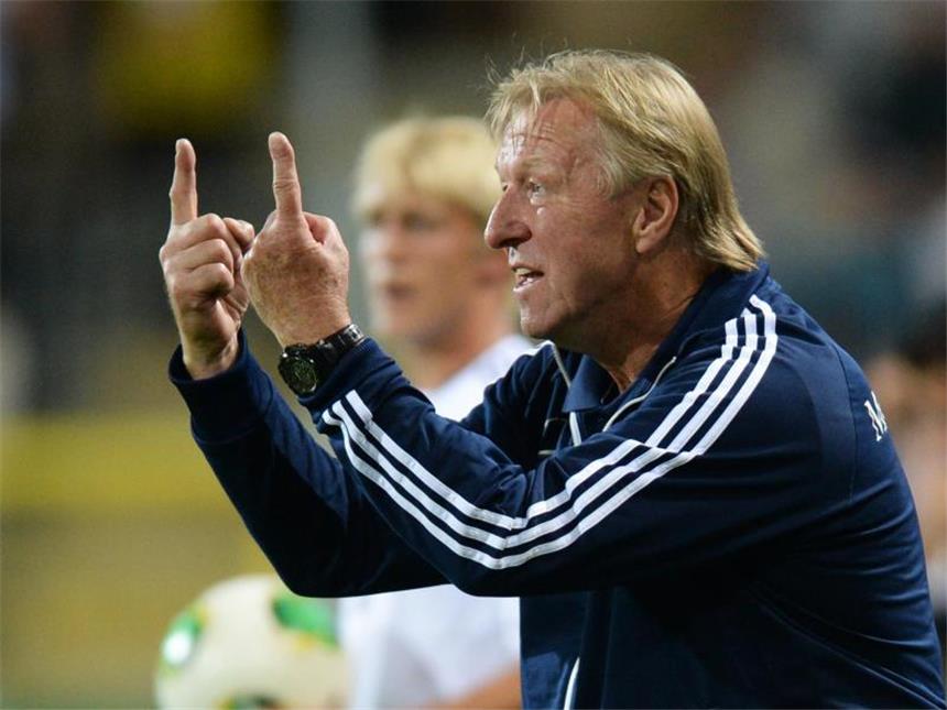 U21-Auswahl in EM-Playoff-Spielen gegen Ukraine Horst Hrubesch will die U21-Auswahl zur Europameisterschaft führen. Foto: Patrick Seeger