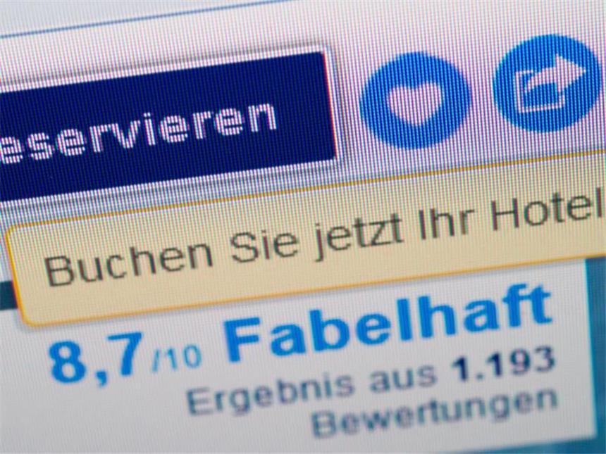 Was sagen Hotelbewertungen noch aus? Hotelbewertungen im Netz sind oft eine einzige Jubelveranstaltung. Foto: Andrea Warnecke/dpa-tmn