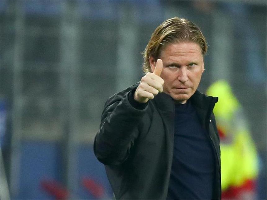 Der 8. Bundesliga-Spieltag im Telegramm HSV-Coach Markus Gisdol hofft auf einen Sieg seiner Hamburger. Foto: Christian Charisius