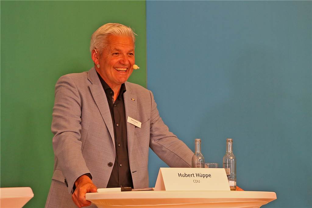 Wahlarena 2021: Das sagen die Kandidaten zu Mobilität und Verkehr Hubert Hüppe zog als CDU-Kandidat 1991 erstmals in den Bundestag ein.