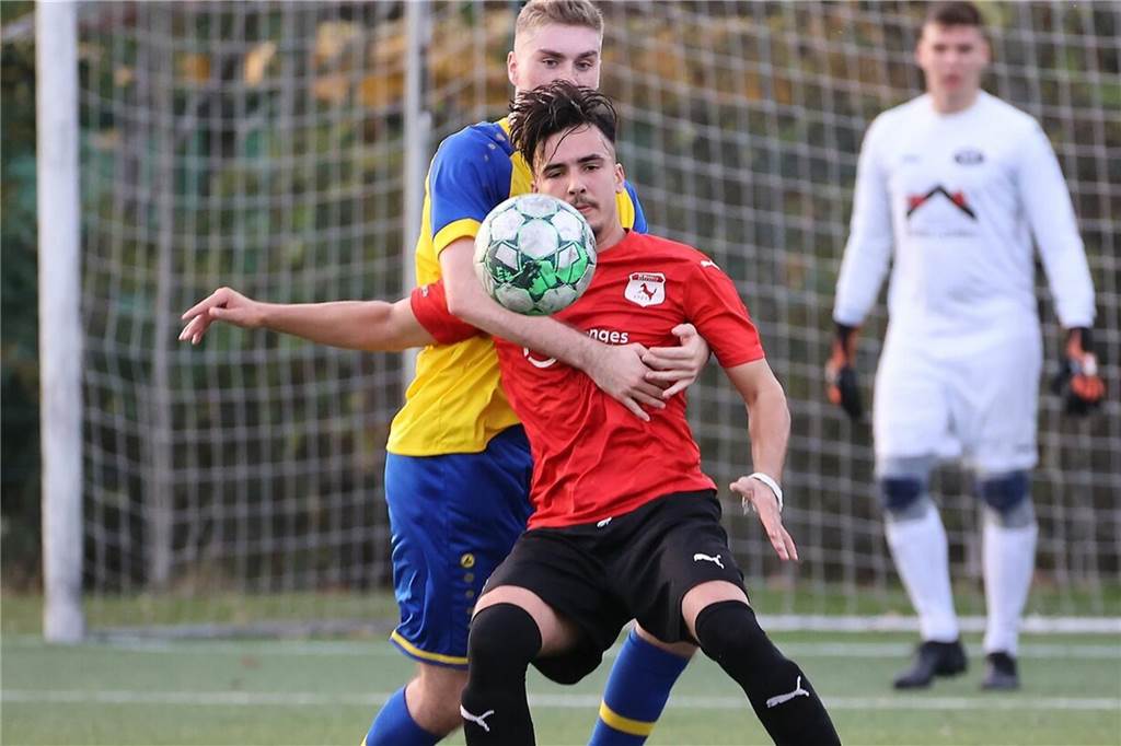 Osmanlispor und Huckarde halten die Dortmunder Fahne hoch: Heftige Pleite für die Löwen Huckardes Torjäger Dustin Singh erzielte den Schlusspunkt beim 5:0-Sieg.