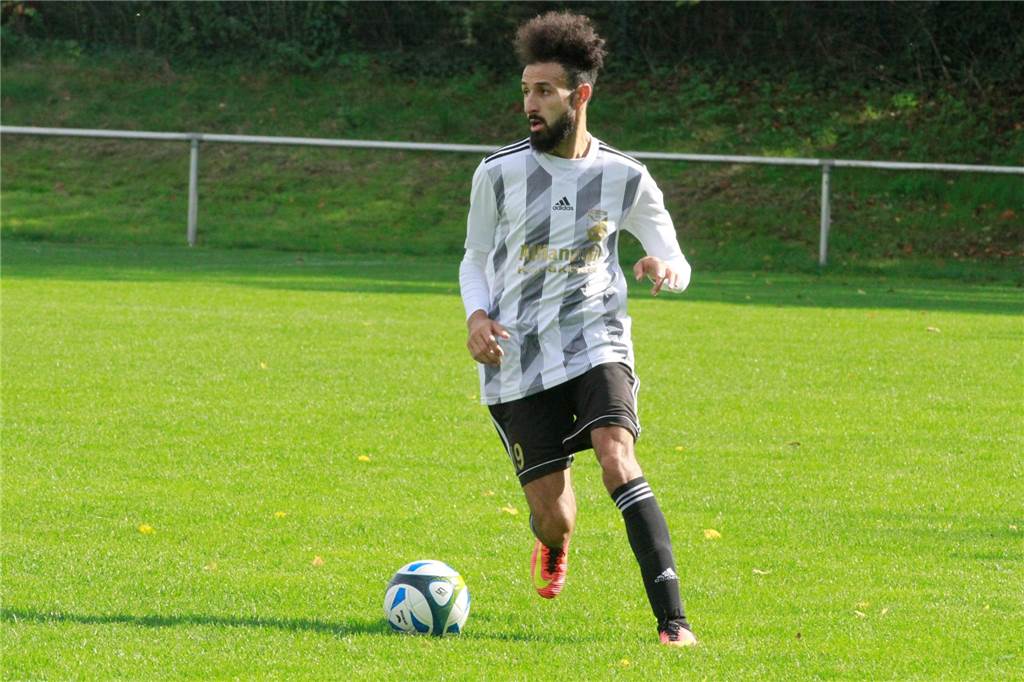 Ibrahim Saadouni am Ball. 
