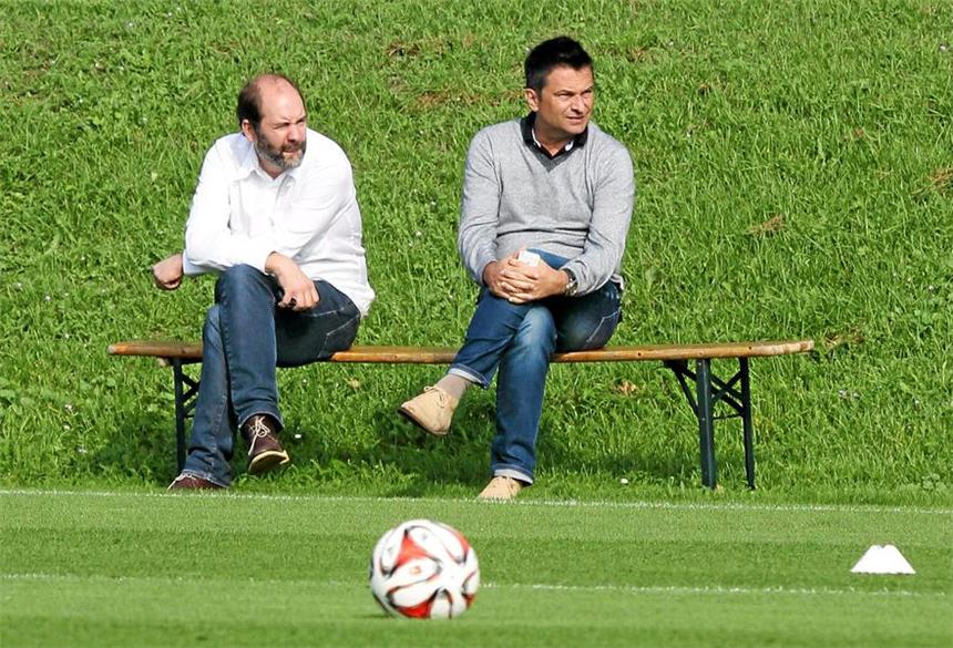 Heidel: "Bin an allen Wunschkandidaten dran" "Ich bin sozusagen die Augen und Ohren von Christian Heidel“, sagt Axel Schuster (l.).