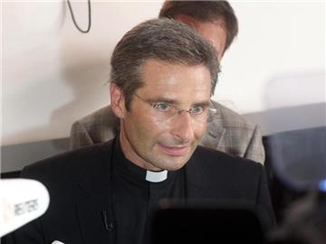 «Ich widme mein Coming-out den so überaus vielen homosexuellen Priestern, die nicht die Kraft haben, aus dem Kleiderschrank zu kommen», sagte Charamsa. Foto: Luciano Del Castillo