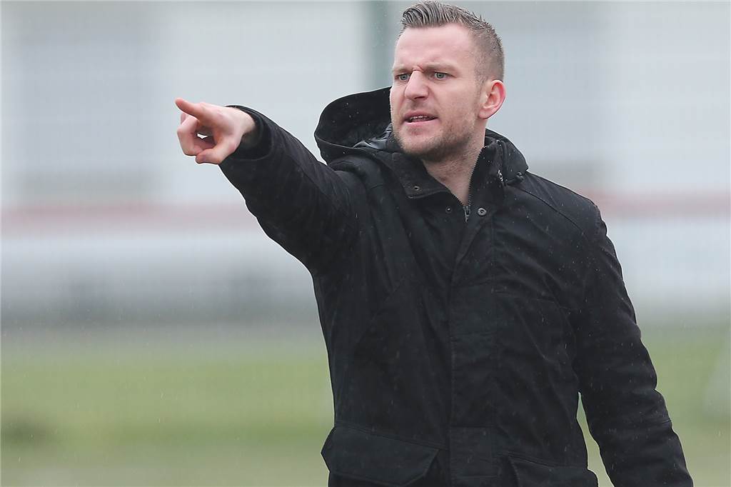 Ickerns Trainer Kim Weber ist auch am zweiten Spieltag nicht bei seinem Team.