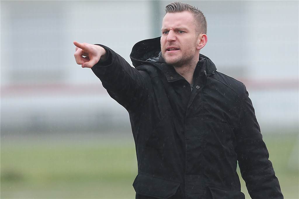 Ein Trainer und sein Kapitän wollen nach Lockdown einen neuen Spielplan Ickerns Trainer Kim Weber mag die 50-Prozent-Regel im Falle eines Saisonabbruches nicht anwenden.