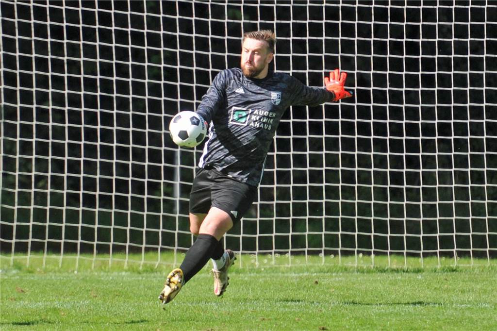 Igor Levchenko will bei Eintracht Ahaus sesshaft werden Igor Levchenko will sich auch der neuen Saison im Ahauser Tor durchsetzen.