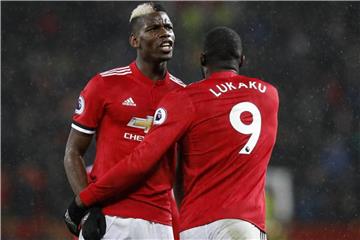 Ihre Dienste ließ sich Manchester United fast 200 Millionen Euro kosten: Romelu Lukaku (l) und Paul Pogba. Foto: Martin Rickett