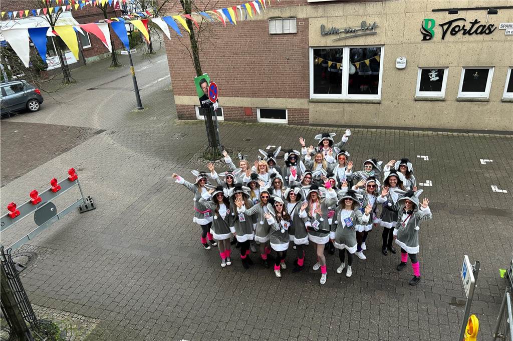 Weiberfastnacht im Olfener Rathaus