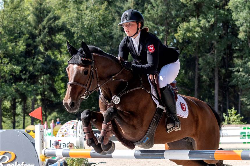 Alina Sparwel und Carlotta Terhörst im Bundeskader Ihre Leistungen überzeugten den Bundestrainer: Carlotta Terhörst (Legden, Foto oben) und Alina Sparwel.