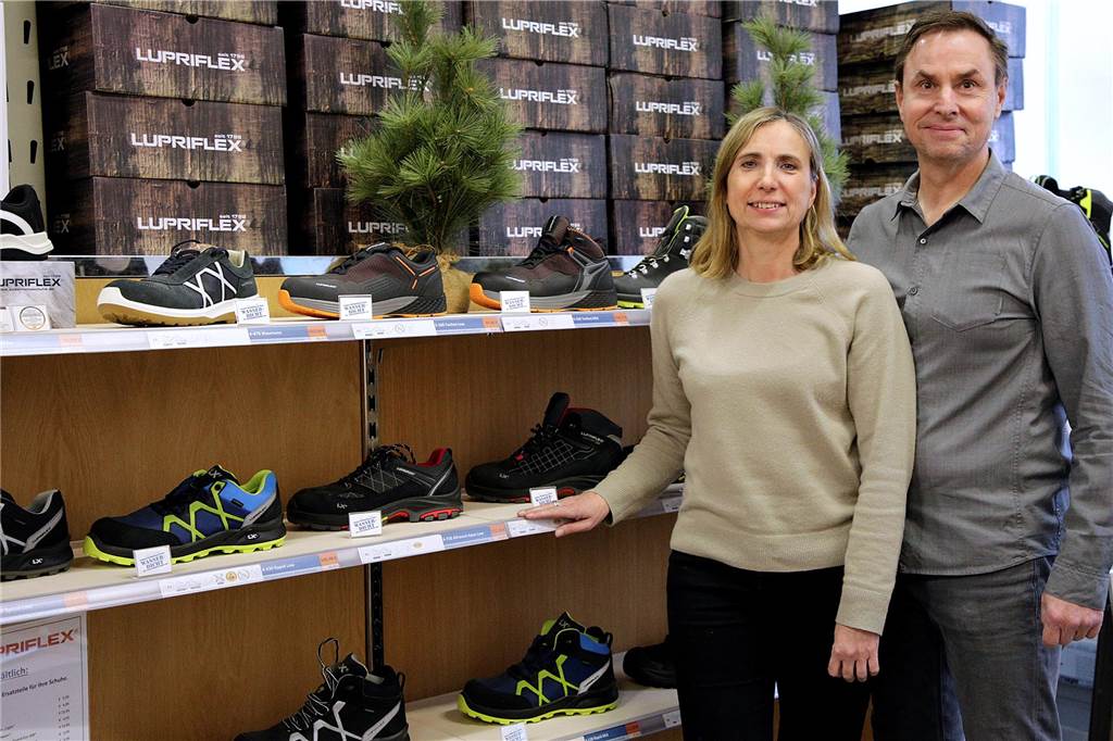 Priebs GmbH als „Vestische Pioniere“ ausgezeichnet Markus Nelke und Karin Nelke-Mertens von der Priebs GmbH.