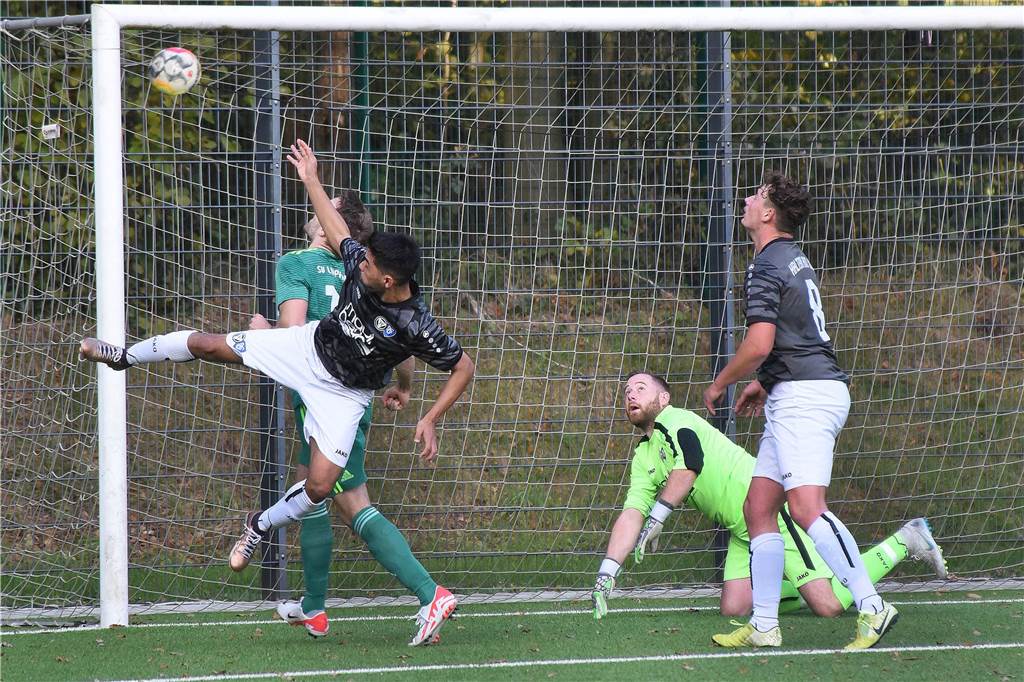 Im A-Liga-Derby hat sich der SV Lippramsdorf verdient mit 3:0 gegen den TuS Haltern II durchgesetzt.
